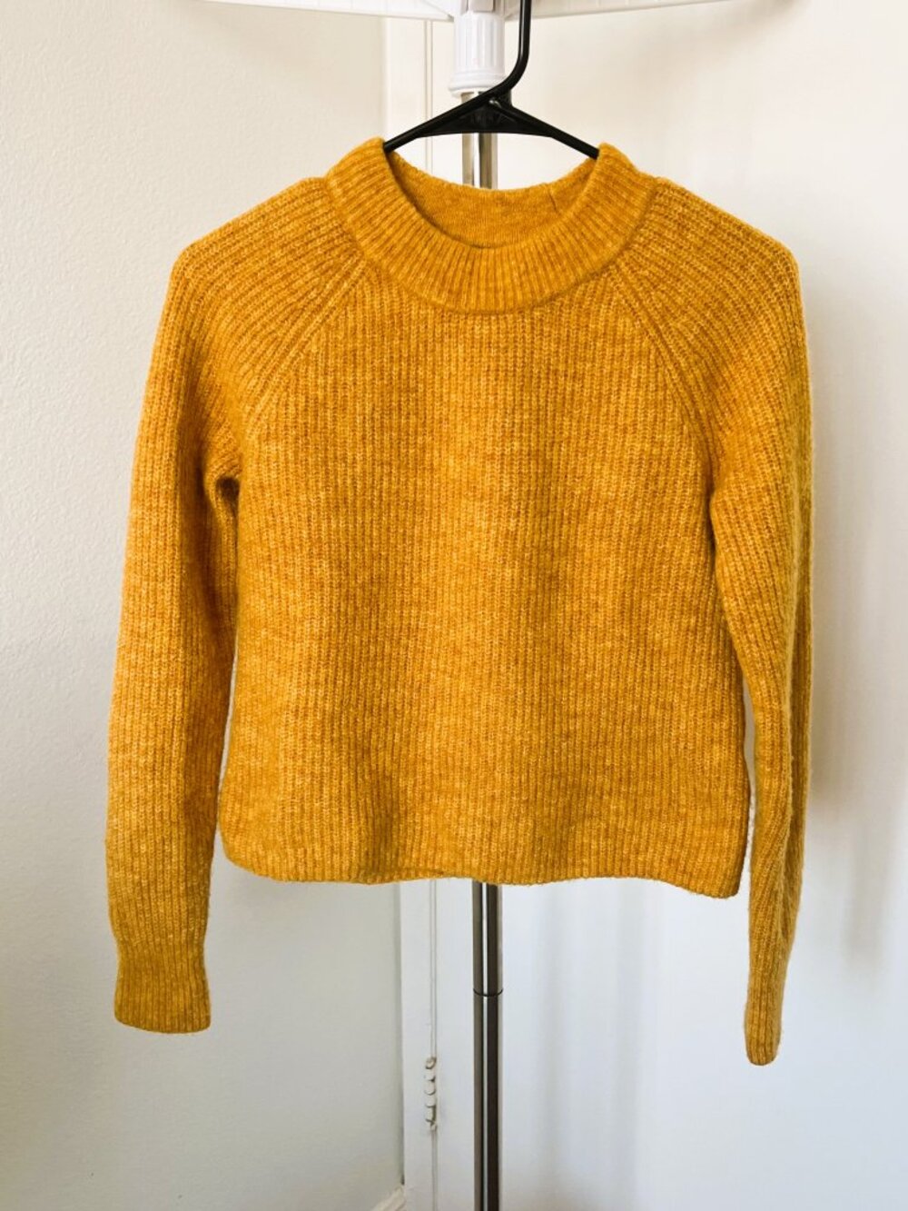 Banana Republic Wool Blend Ribbed Crewneck Sweater Mustard Yellow Women's Size S